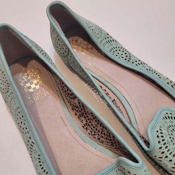 Vince Camuto Lancaster turquoise leather eyelet flats size 10M - Picture 3 of 9